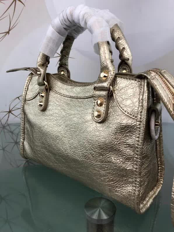 BALENCIAG巴黎世家 原版 義大利進口爆裂銀皮 新款 手提單肩斜挎包  BL1239